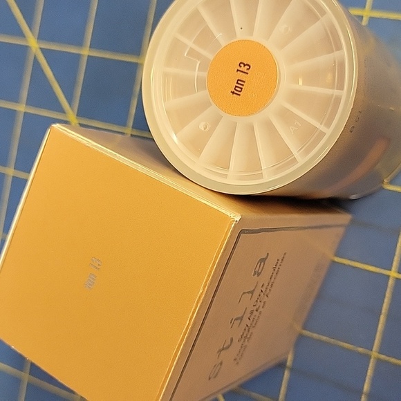 Stila Stay All Day Tan 13 Foundation & Concealer 30ml New In Box - Picture 4 of 7